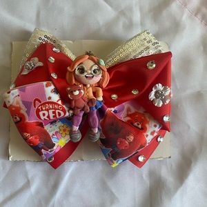 Disney movie turning red Meilin "Mei" Lee